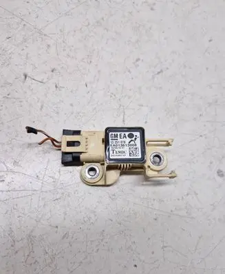 Opel Zafira B Airbag deployment crash/impact sensor 13251078