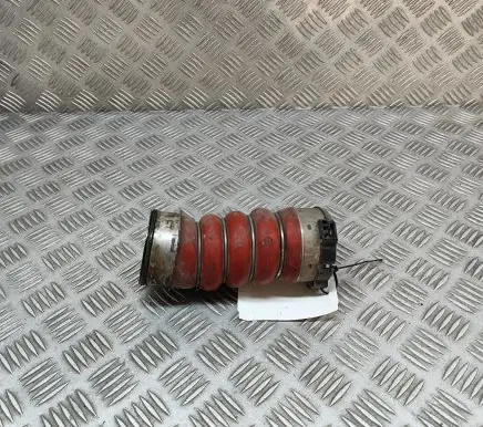 BMW X6 F16 Intercooler hose/pipe 7807987