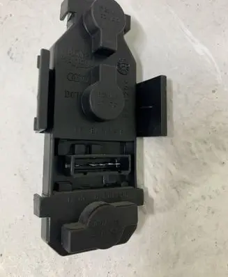 Audi A6 S6 C5 4B Tail light bulb cover holder RFBL3158B