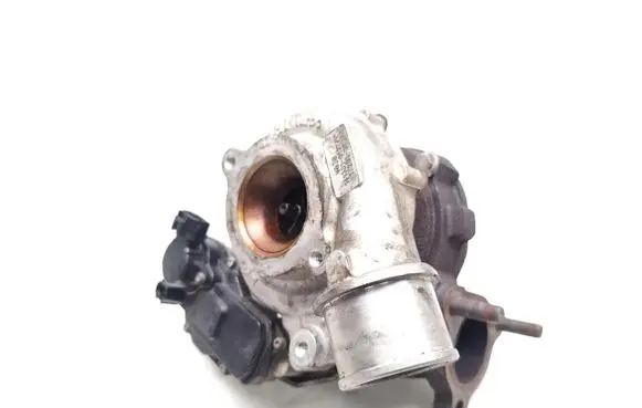 Toyota Avensis T270 Turbo 17201-0R080