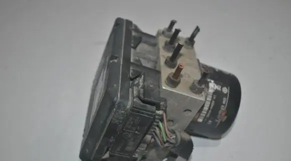 Volkswagen Polo III 6N 6N2 6NF ABS Pump 6N06143117E 10020401824