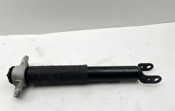 Jeep Grand Cherokee WL Rear shock absorber/damper 894104001074 P68375932AB 082AE