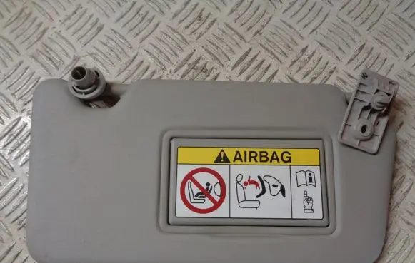 Nissan Note (E12) Sun visor