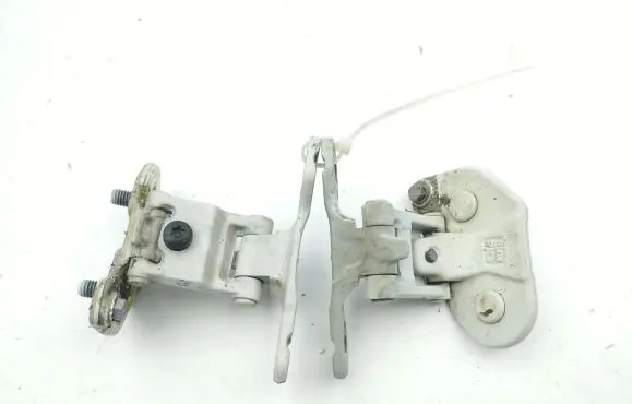 BMW 1 E81 E87 Tailgate/trunk/boot hinge