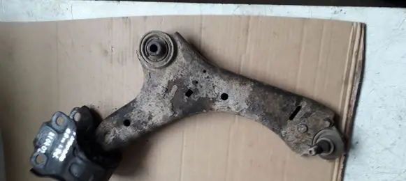 Ford Mondeo MK IV Front lower control arm/wishbone