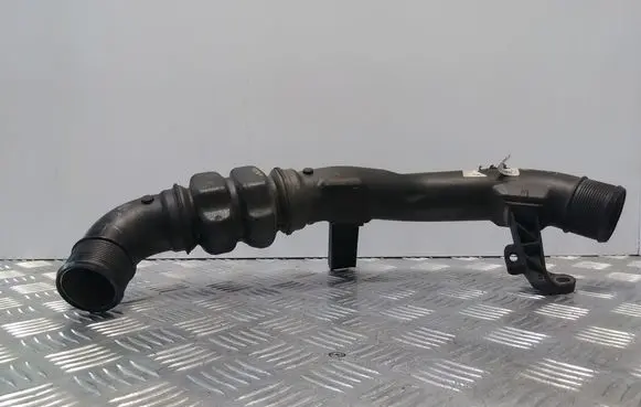 Ford Mondeo MK V Intercooler hose/pipe DS736C646DJ