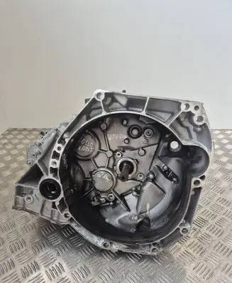 Renault Clio V Manual 5 speed gearbox 320107520R JT4004 321018352R
