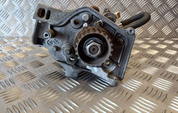 Citroen C5 Fuel injection high pressure pump 9672605380 A2C53381555