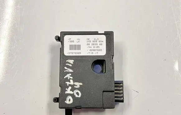 Skoda Octavia Mk1 (1U) Steering angle sensor 1K0959654 02807685