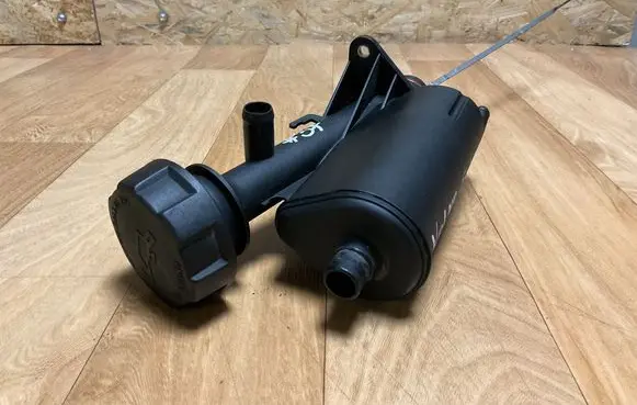 Volvo S40, V40 Breather/breather pipe/hose 