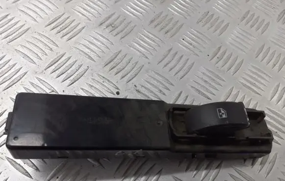 Saab 9-3 Ver1 Quarter vent window switch 12803059