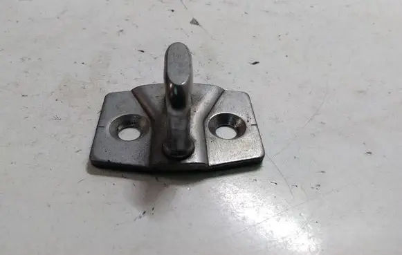 BMW X1 E84 Rear door lock loop/hook striker 7248296