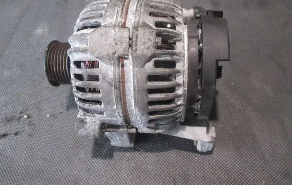BMW 5 E60 E61 Generator/alternator 0124525080 7541694