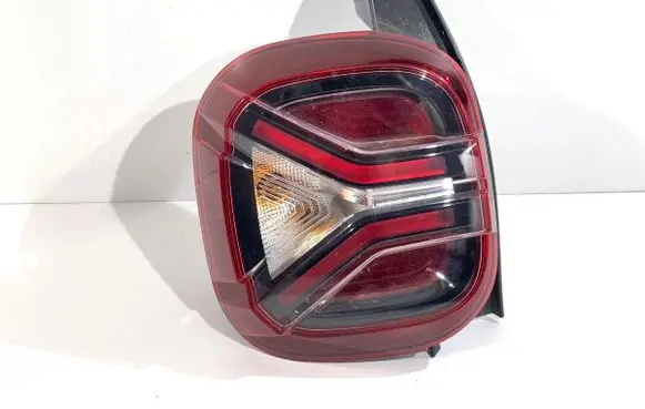 Dacia Duster II Rear/tail lights 265557200R