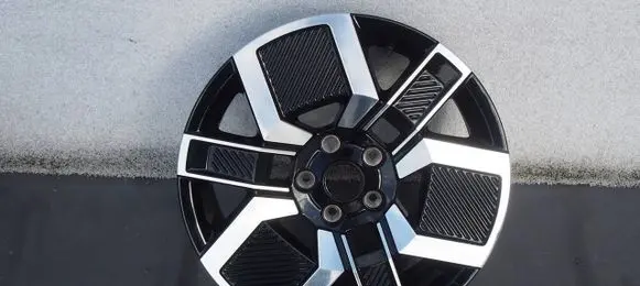 Renault 5 E-Tech R18 alloy rim 403008515R