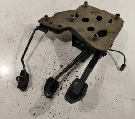 Citroen C5 Pedal assembly 9636508180
