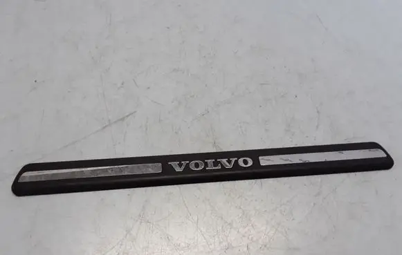 Volvo V60 Front sill trim cover