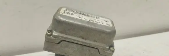 Mercedes-Benz C W203 ESP acceleration yaw rate sensor A0035423918 10098515134 CD74D18C95