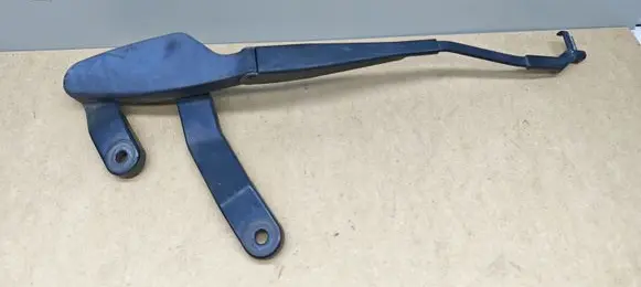 Mercedes-Benz E A207 Front wiper blade arm A2078200644