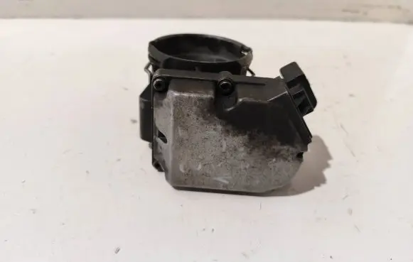 Audi A4 S4 B7 8E 8H Throttle valve
