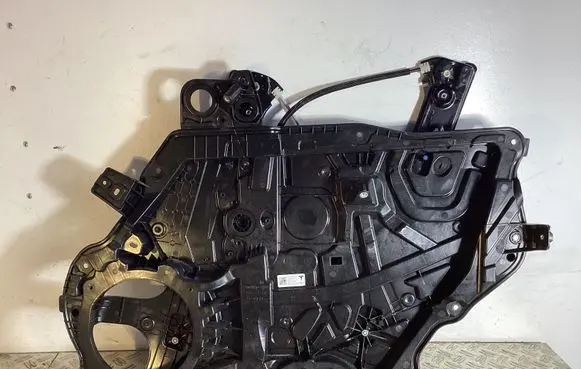 Front window lifting mechanism without motor