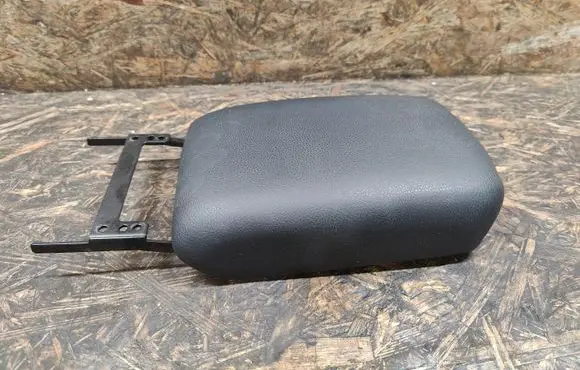 Nissan X-Trail T31 Armrest