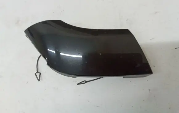 Mercedes-Benz CLS C218 X218 Front tow hook cap/cover A2188850026