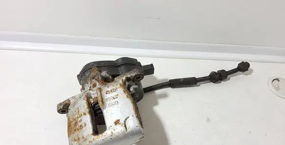 Audi A5 8T 8F Rear brake caliper 32335478