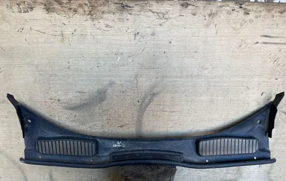Ford C-MAX II Radiator trim AM51R02216A D2L4A