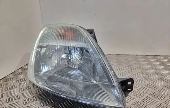 Ford Fiesta Headlight/headlamp 2S6X13K046A 2S6A13K370AA 2S6X13K046B