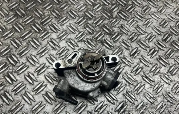 Citroen C5 Vacuum pump 9684786780