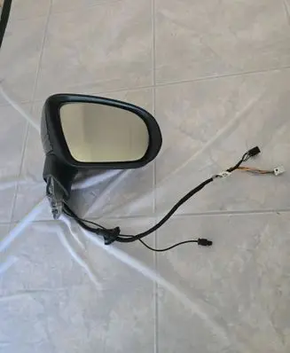 Front door electric wing mirror