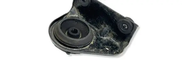 KIA Sorento IV Radiator mount bracket 282732R100 48202