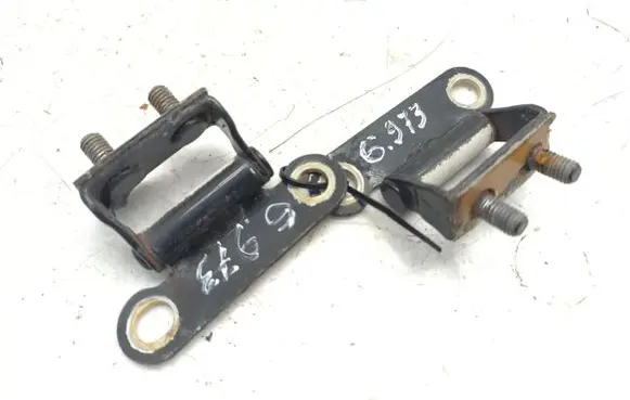 Toyota Prius (XW30) Tailgate/trunk/boot hinge 202