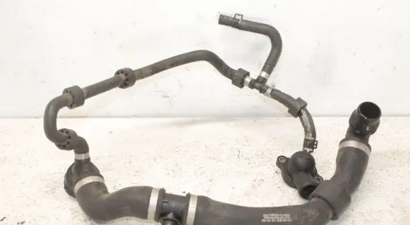 Volkswagen Arteon Engine coolant pipe/hose 3Q0122101BC 03N121030B 04L121131AA