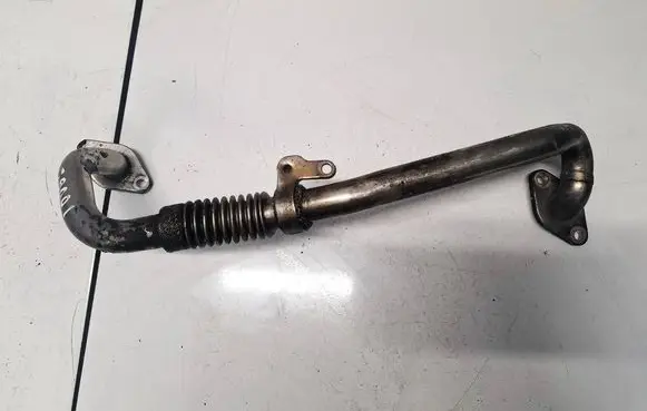 Volkswagen PASSAT B6 EGR valve line/pipe/hose