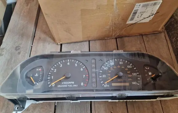 Toyota Camry Speedometer (instrument cluster) 8301007012
