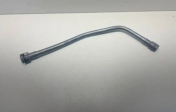Breather/breather pipe/hose