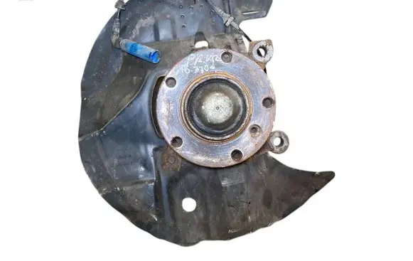 BMW 3 E46 Front wheel hub spindle knuckle