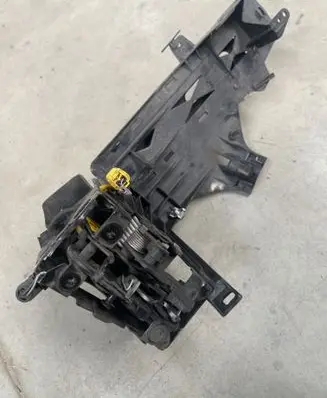 BMW 5 F10 F11 Headlight/headlamp mounting bracket 7200793 7458149 163340142