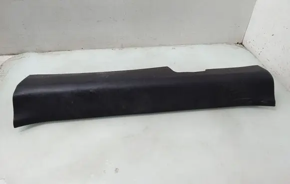 KIA Carens I Front sill trim cover 858711D100