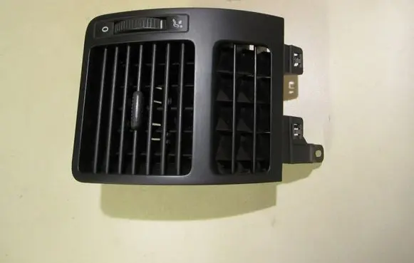 Volkswagen Touran I Dashboard side air vent grill/cover trim 1T0819704B