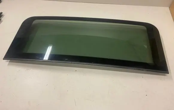 BMW 5 E60 E61 Sunroof glass 7118858
