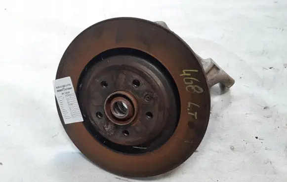 Audi A7 S7 4K8 Rear wheel hub 8R0505435C