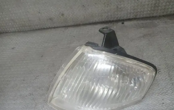 Front indicator light