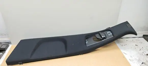 Mercedes-Benz S W221 (B) pillar trim (top) A2216900335