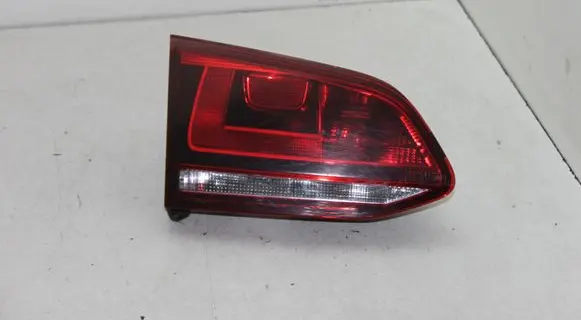 Volkswagen Golf VII Tailgate rear/tail lights