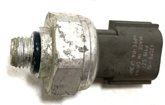 Hyundai ix20 Air conditioning (A/C) pressure sensor 42CP812 P119CZ7