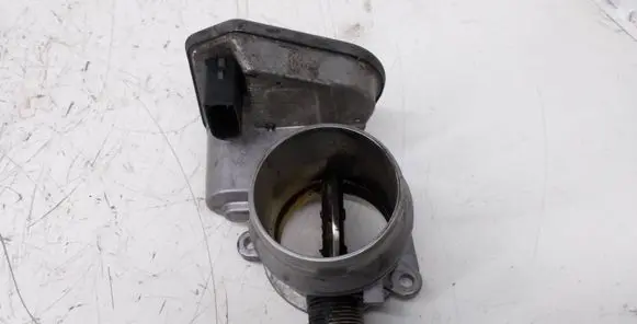 BMW X1 E84 Throttle valve 7804373 B0309012