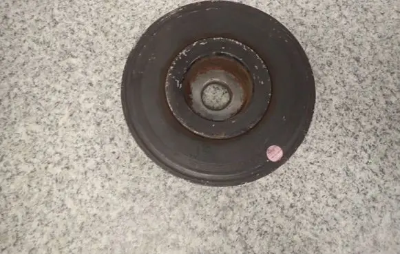 Nissan Primera Crankshaft pulley